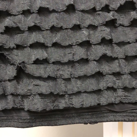 Sleeveless black top - Picture 3 of 4